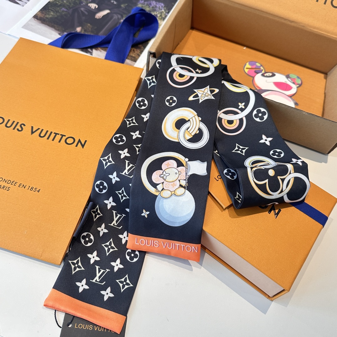 LV 原單絲巾 黑色插畫設計俏皮點綴限量款｜歐美奢侈品精品推薦