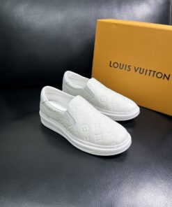 LV 一比一白色壓花懶人鞋 舒適百搭款