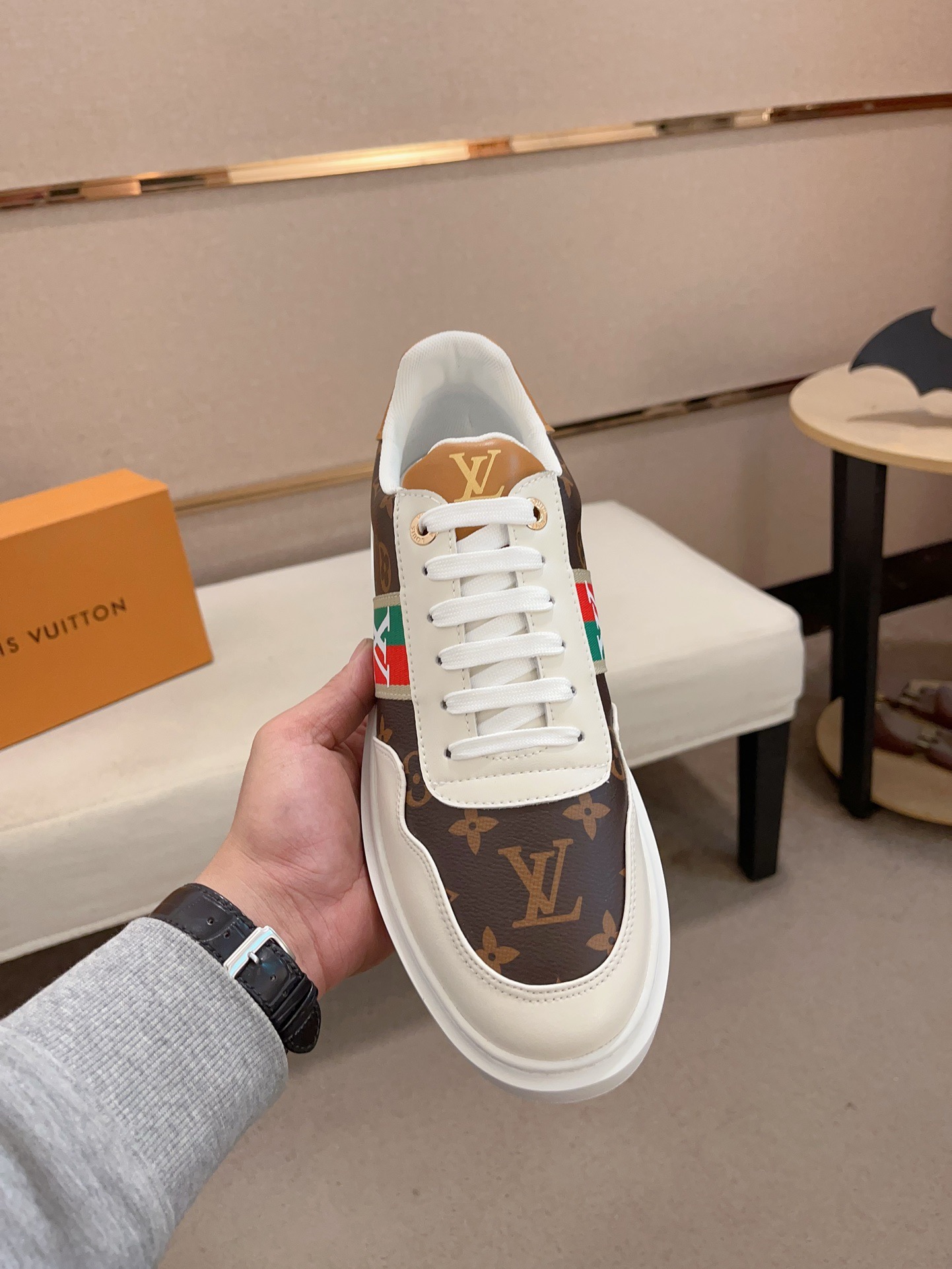 LV 精品仿製 Monogram拼接休閒鞋 經典設計|超A仿原單精品圖片 14 LV 精品仿製 Monogram拼接休閒鞋 經典設計|歐美奢侈品精品推薦