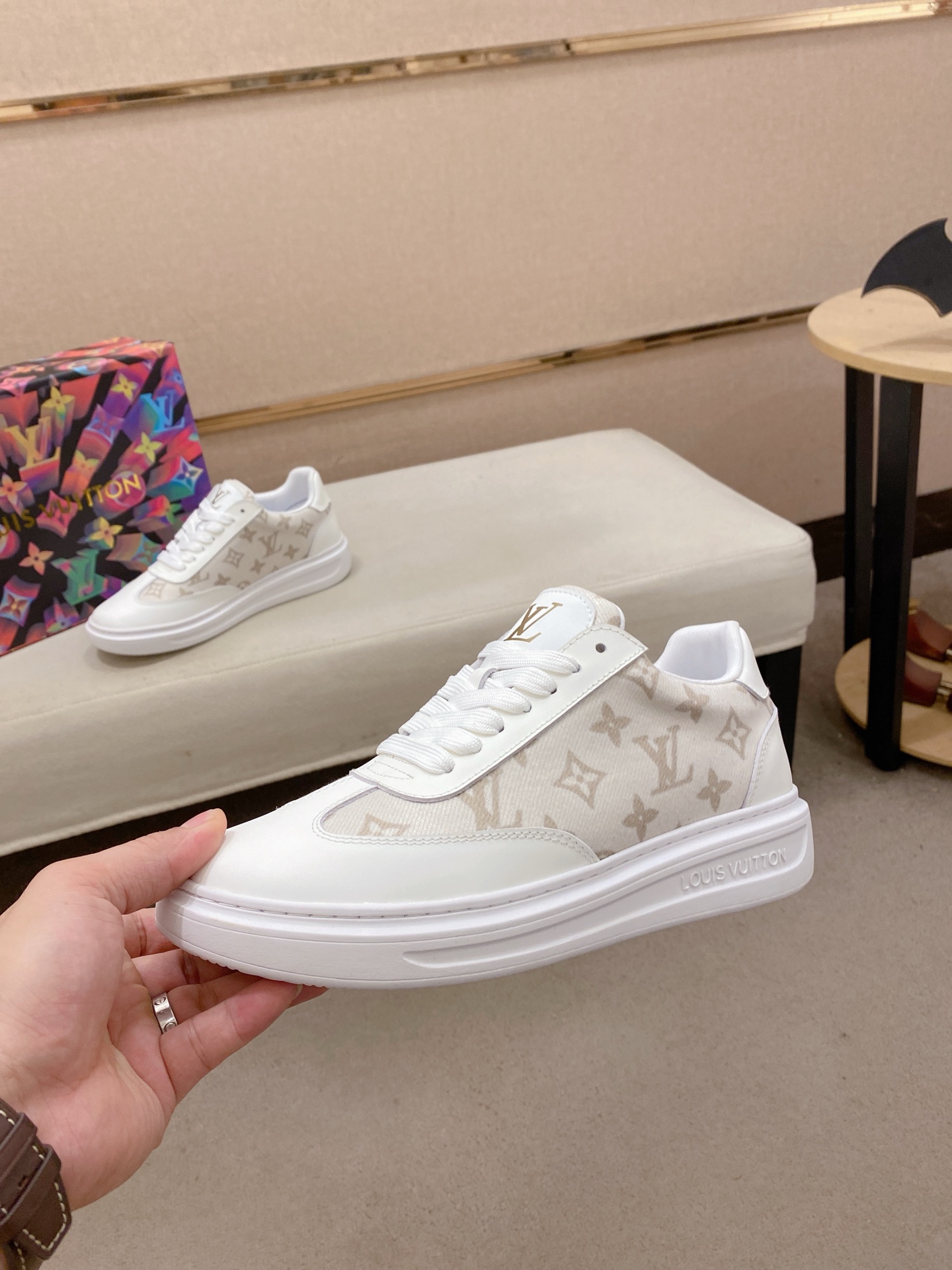 LV 一比一 白色Monogram低筒運動鞋 清爽百搭｜歐美奢侈品精品推薦