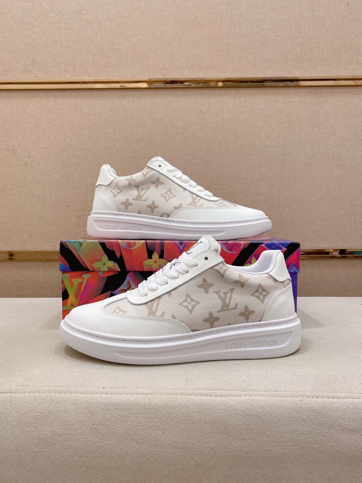 LV 一比一 白色Monogram低筒運動鞋 清爽百搭｜歐美奢侈品精品推薦