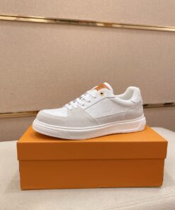 LV 一比一 白色運動鞋 極簡百搭設計