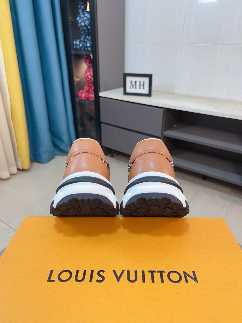 LV 高仿 棕色運動鞋 花紋拼接百搭款｜歐美奢侈品精品推薦