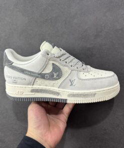 LV 原單 灰白拼接低幫運動鞋 經典元素混搭款