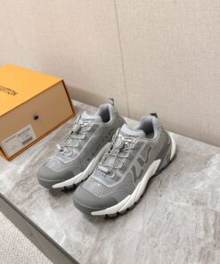 LV 高仿 灰色低幫運動鞋 百搭舒適款