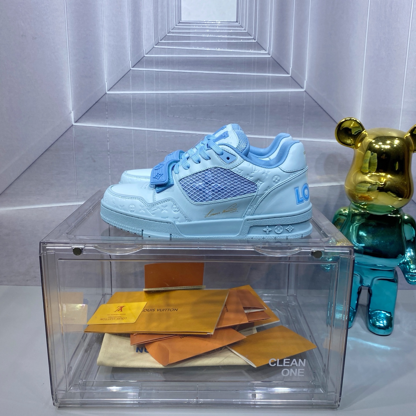 LV 一比一 Trainer 運動鞋 淡藍配色 時尚百搭款｜歐美奢侈品精品推薦