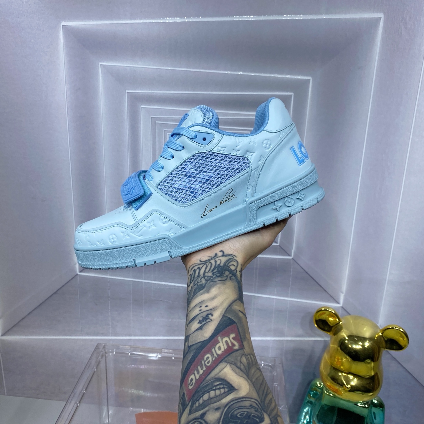 LV 一比一 Trainer 運動鞋 淡藍配色 時尚百搭款｜歐美奢侈品精品推薦