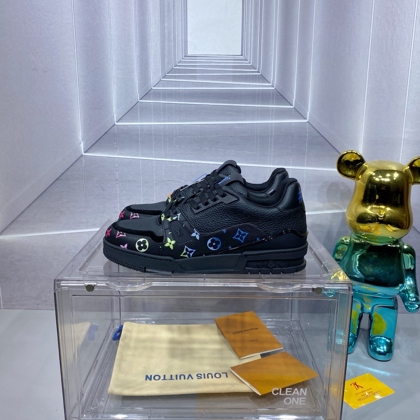 LV 原單 Trainer 黑色運動鞋 彩色 Monogram 潮流款｜歐美奢侈品精品推薦