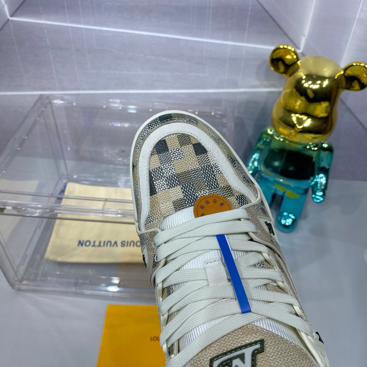 LV 原單 Trainer 白灰棋盤格低筒運動鞋 潮流百搭款｜歐美奢侈品精品推薦