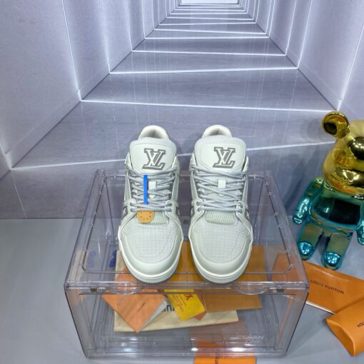 LV 高仿 Trainer 灰白格紋低筒運動鞋 百搭清爽款