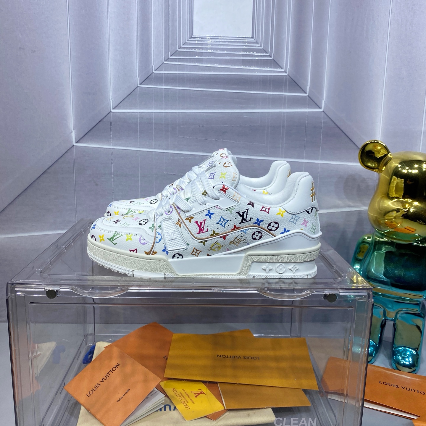 LV 一比一 Trainer 彩色 Monogram 運動鞋 白底百搭款｜歐美奢侈品精品推薦
