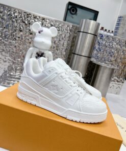 LV 高仿白色運動鞋 百搭時尚款 男士潮流之選