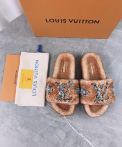 LV 原單毛絨刺繡拖鞋 奢華亮片設計