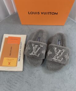 LV 高仿毛絨拖鞋 灰色水鑽奢華款