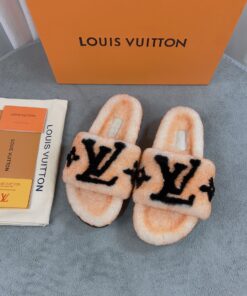 LV 高仿毛絨拖鞋 杏橙黑大LOGO溫暖款