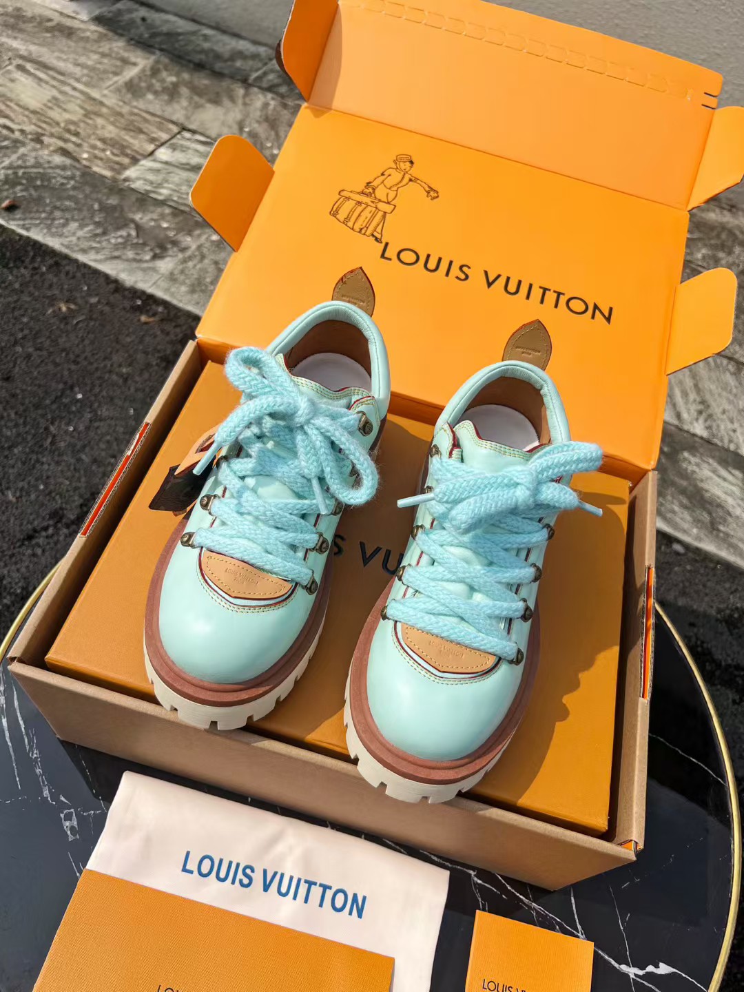 LV 一比一厚底休閒鞋 薄荷綠撞色款｜歐美奢侈品精品推薦