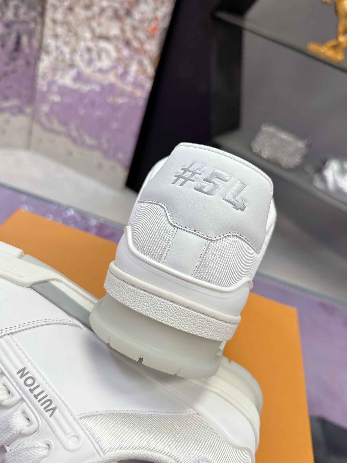 LV 原單運動鞋 全白低筒百搭款｜歐美奢侈品精品推薦