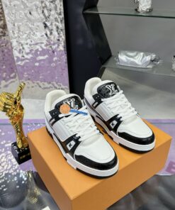 LV 一比一運動鞋 黑白拼接鱷魚紋設計