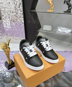 LV 原單低筒球鞋 黑白經典百搭款