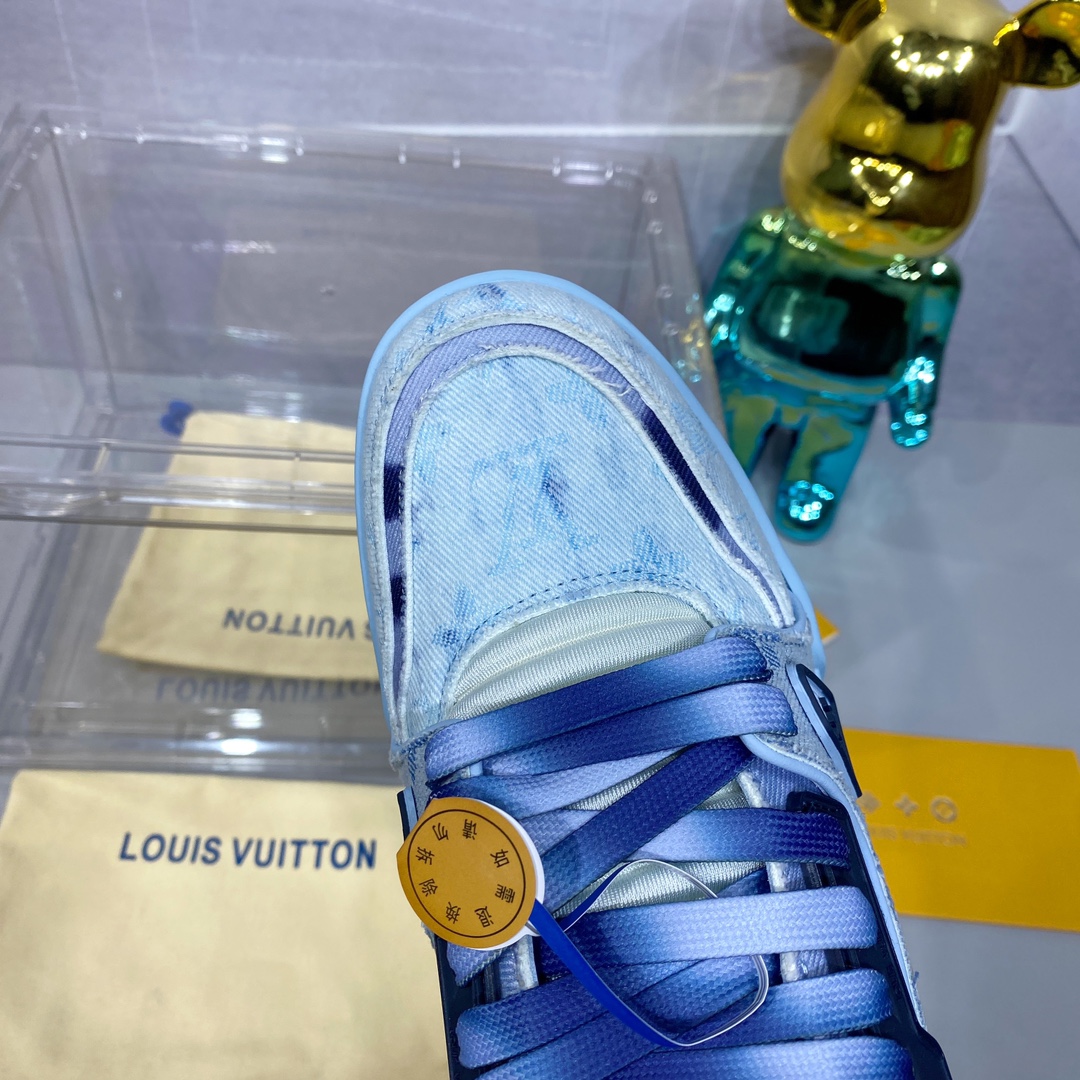 LV 高仿牛仔藍 Trainer 球鞋 時尚百搭款式｜歐美奢侈品精品推薦