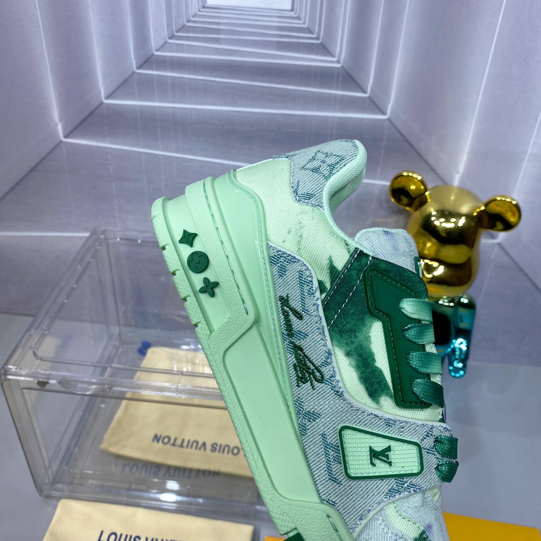 LV 高仿螢光綠 Trainer 球鞋 清新時尚百搭款｜歐美奢侈品精品推薦