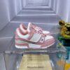 LV 原單粉白拼色 Trainer 球鞋 清新百搭設計款｜歐美奢侈品精品推薦