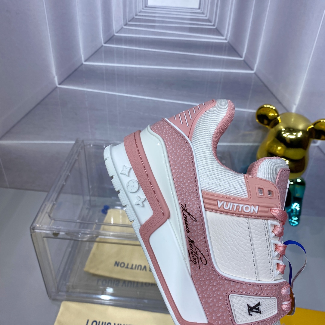 LV 原單粉白拼色 Trainer 球鞋 清新百搭設計款｜歐美奢侈品精品推薦