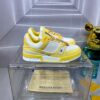 LV 高仿黃白拼色 Trainer 球鞋 清新亮眼百搭款｜歐美奢侈品精品推薦
