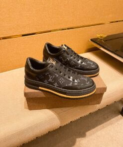 LV 一比一黑色 Monogram 運動鞋 經典低筒時尚款