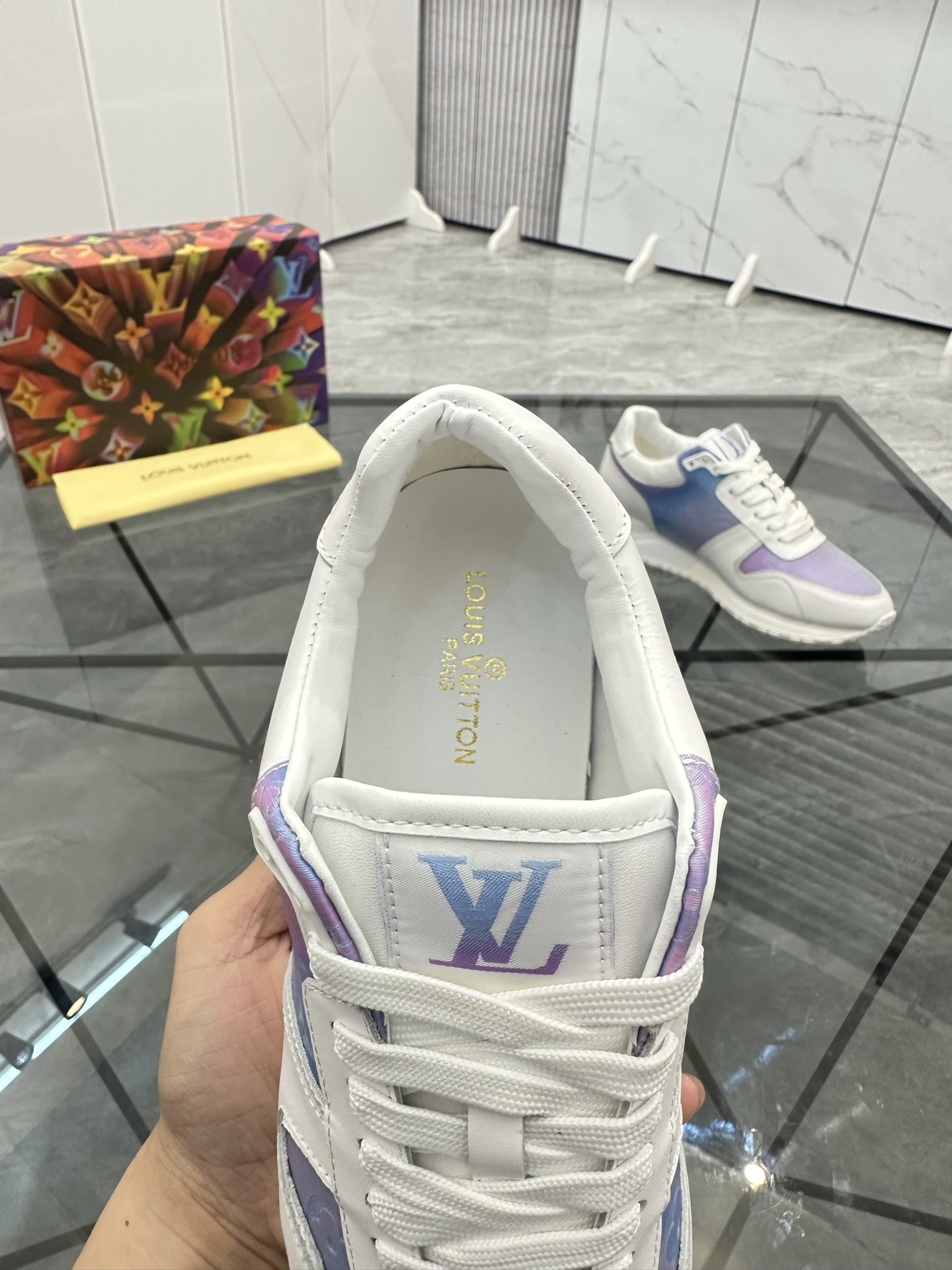 LV 一比一漸變紫藍運動鞋 時尚百搭休閒鞋｜歐美奢侈品精品推薦