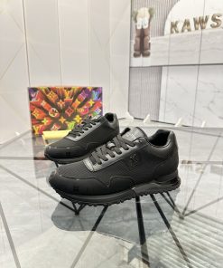 LV 一比一全黑運動鞋 男士低調百搭款