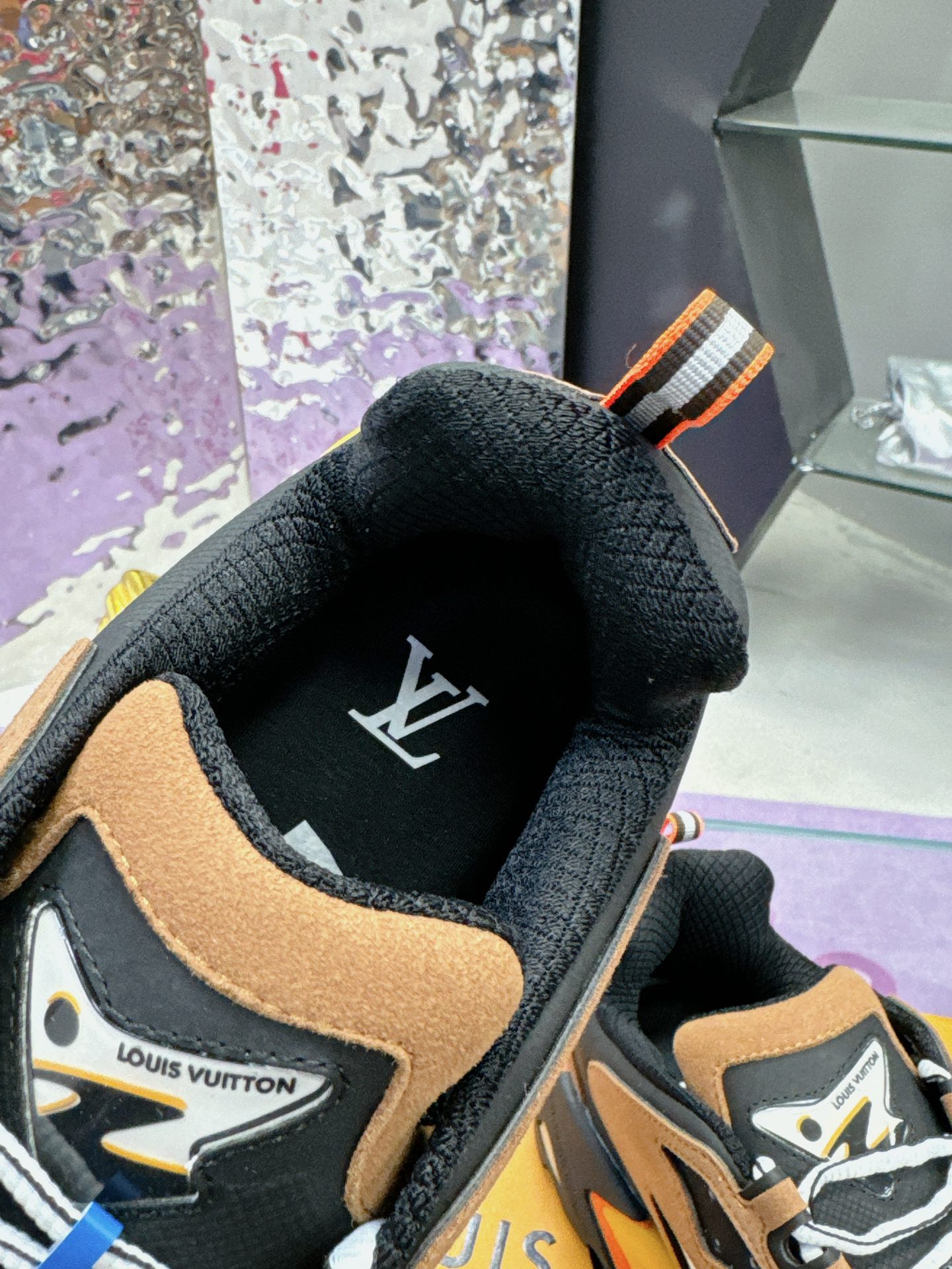 LV 高仿運動鞋 棕黑拼色 厚底舒適百搭潮流跑鞋｜歐美奢侈品精品推薦
