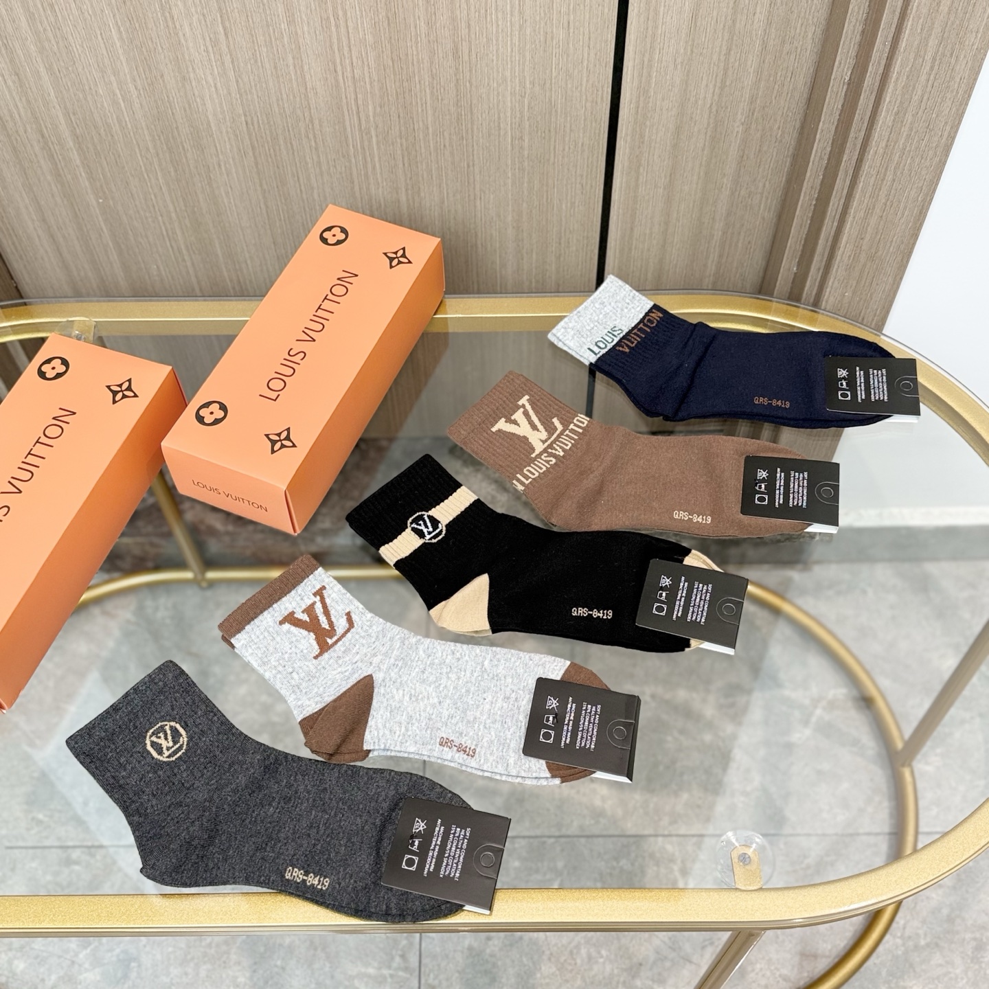 LV 一比一襪子 經典Logo百搭休閒舒適款｜歐美奢侈品精品推薦