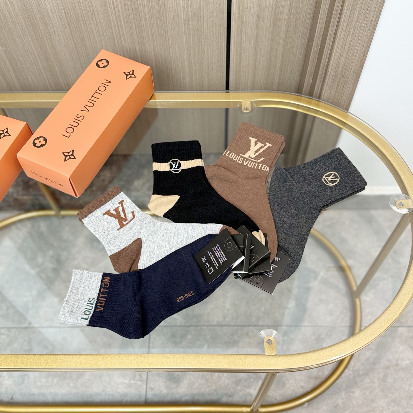 LV 一比一襪子 經典Logo百搭休閒舒適款｜歐美奢侈品精品推薦