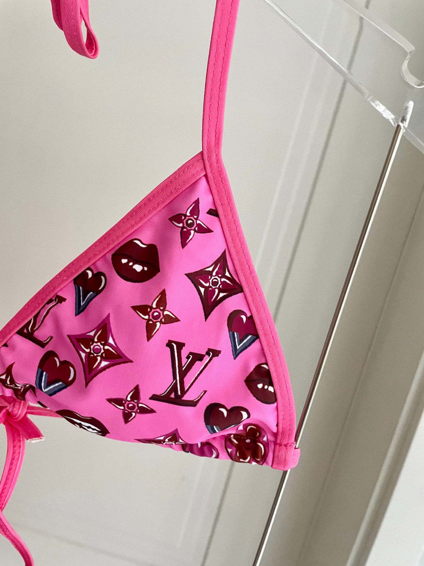 LV 高仿比基尼 粉色印花心型性感款｜歐美奢侈品精品推薦