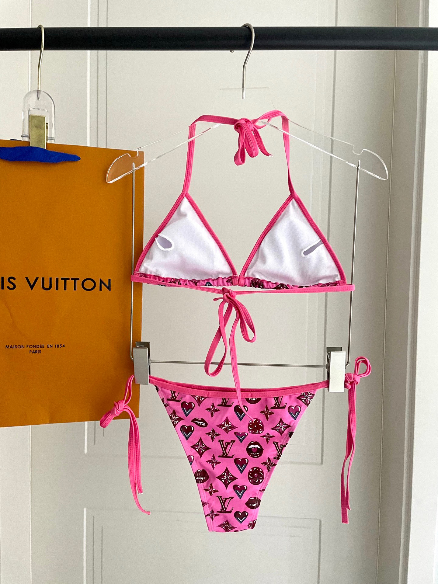 LV 高仿比基尼 粉色印花心型性感款｜歐美奢侈品精品推薦