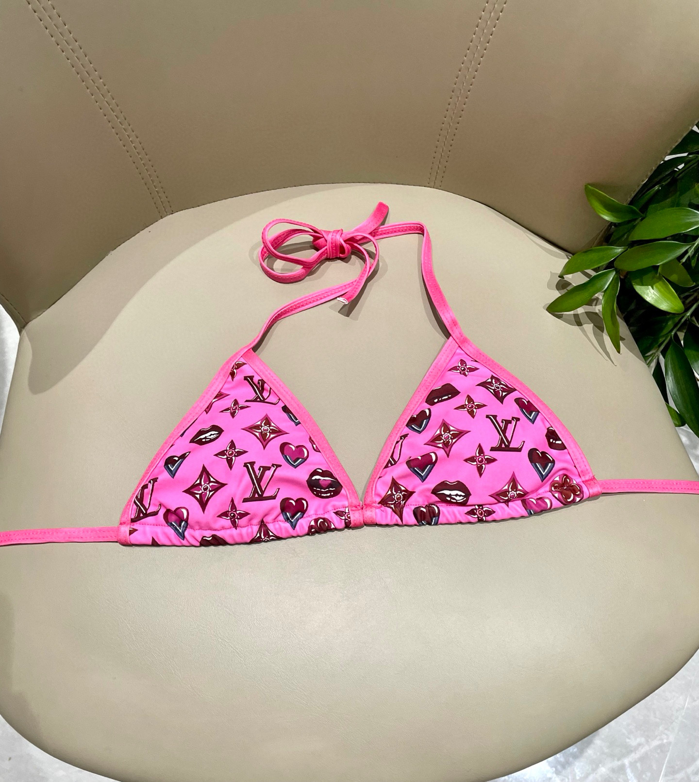 LV 高仿比基尼 粉色印花心型性感款｜歐美奢侈品精品推薦