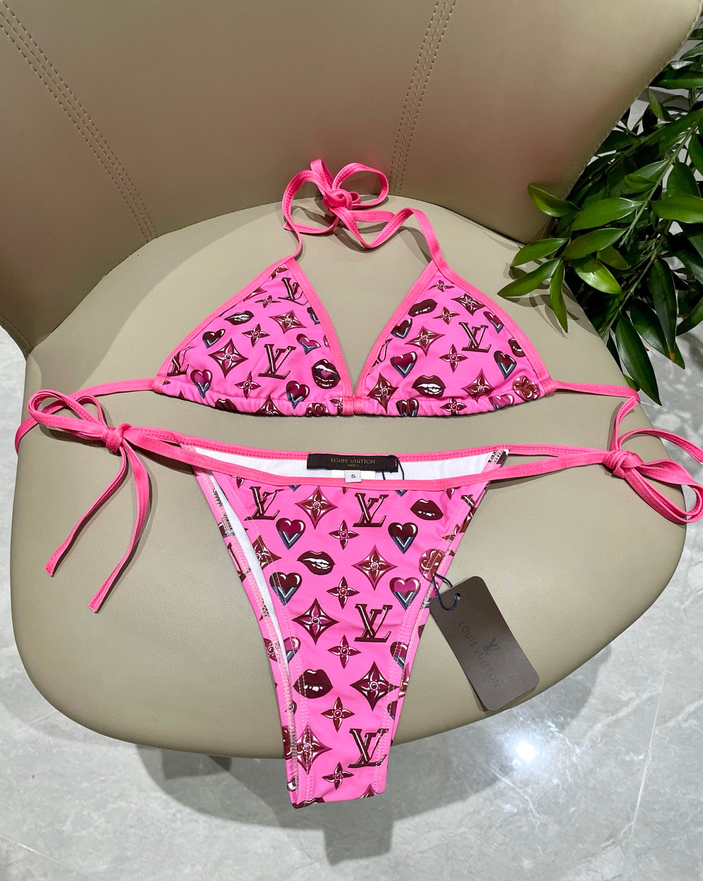 LV 高仿比基尼 粉色印花心型性感款｜歐美奢侈品精品推薦