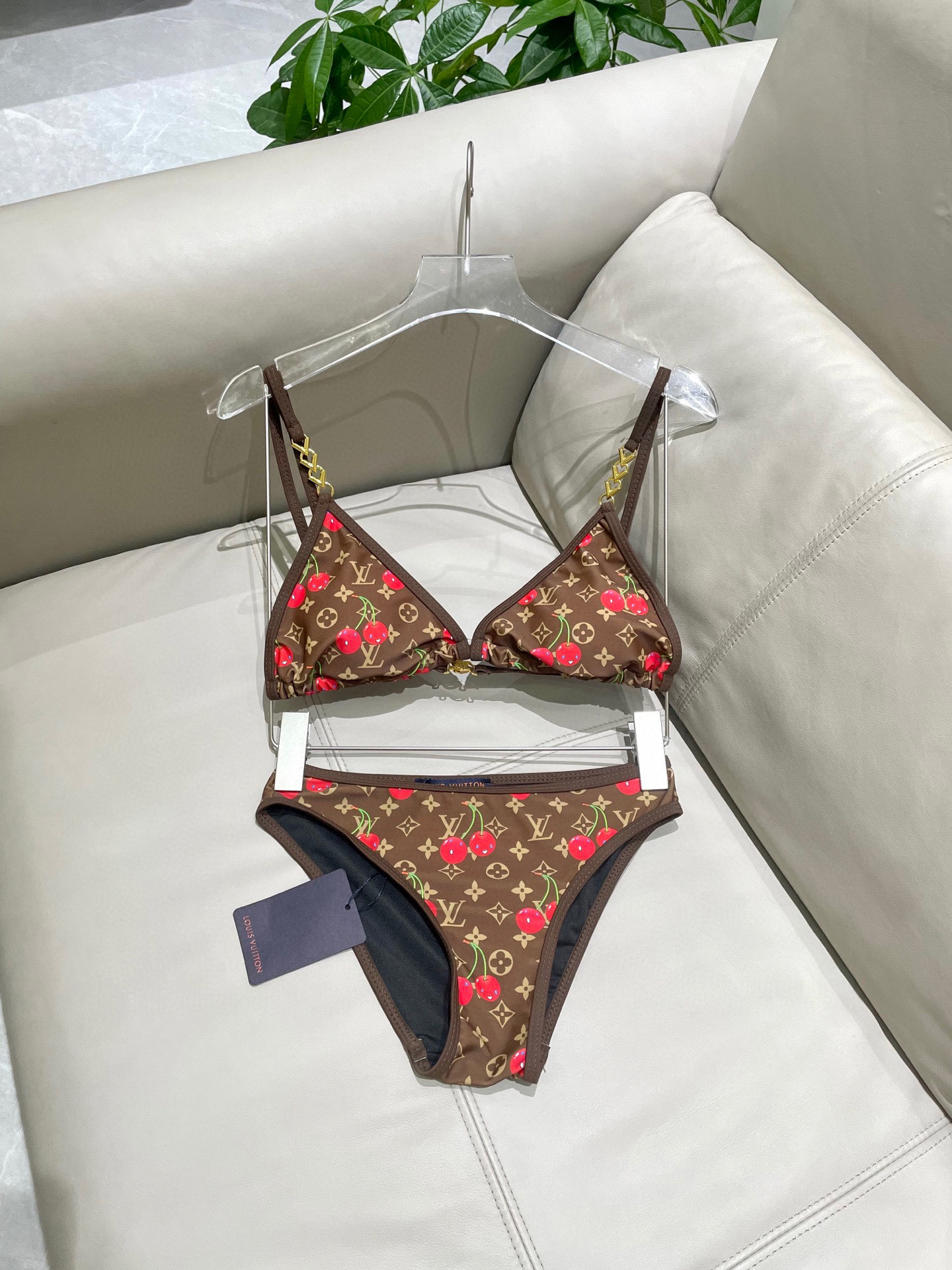 LV 一比一比基尼 棕色櫻桃印花金扣時尚款｜歐美奢侈品精品推薦