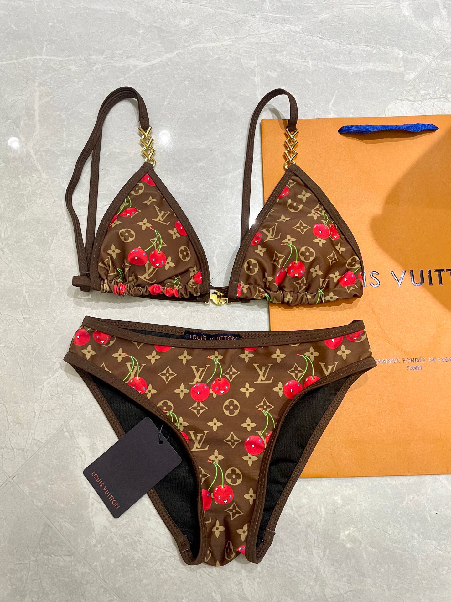 LV 一比一比基尼 棕色櫻桃印花金扣時尚款｜歐美奢侈品精品推薦