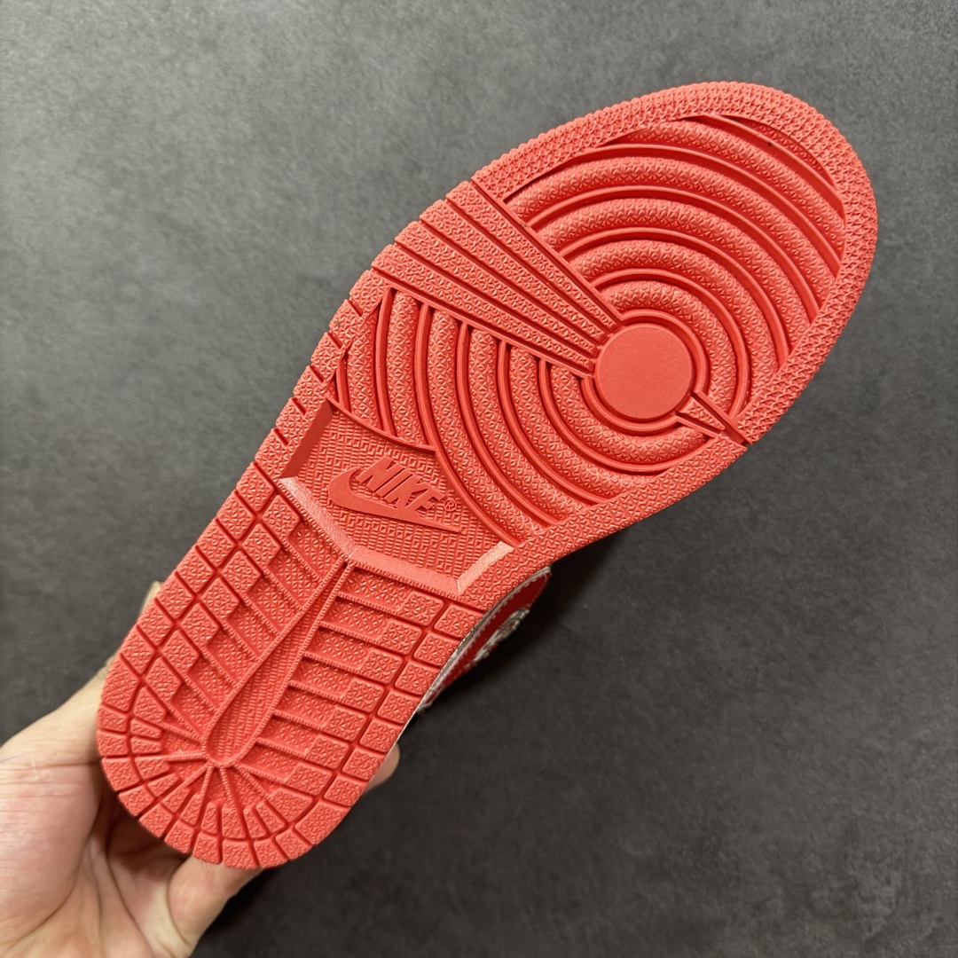 LV 高仿 紅白拼接低幫運動鞋 潮流設計款｜歐美奢侈品精品推薦