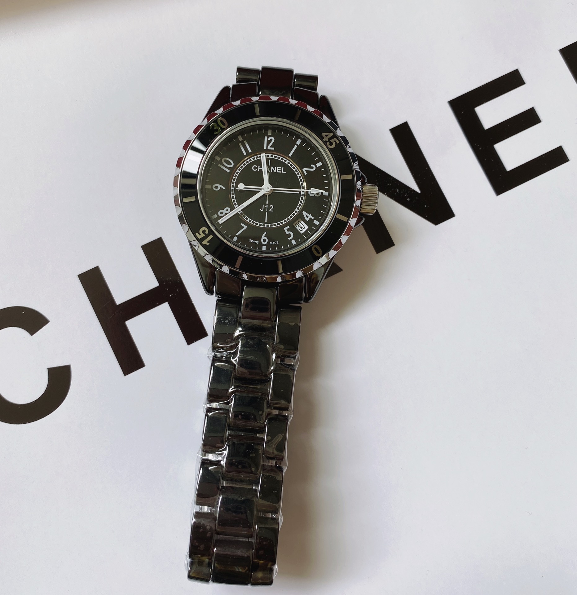 CHANEL J12 黑陶瓷高仿腕錶 經典黑面鋼帶設計｜歐美奢侈品精品推薦