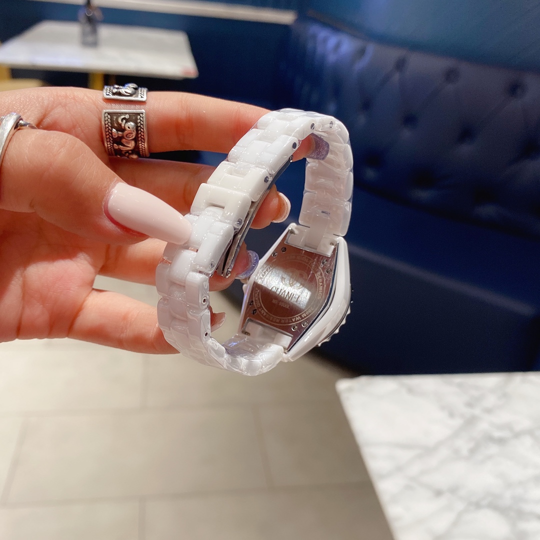 CHANEL J12 白陶瓷一比一女錶 優雅白面防刮設計｜歐美奢侈品精品推薦
