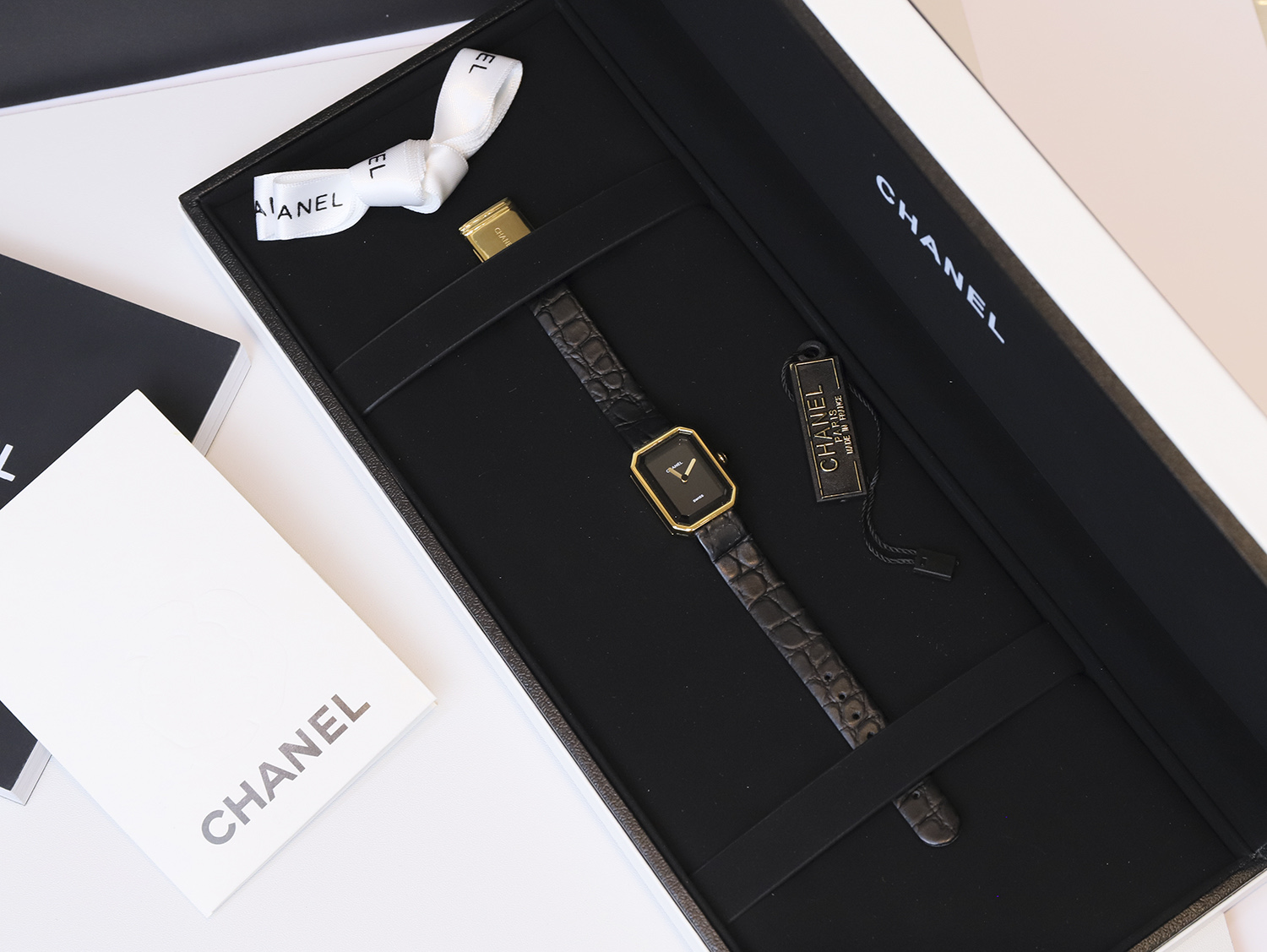 CHANEL Première 黑面金邊高仿皮革腕錶 經典優雅款｜歐美奢侈品精品推薦