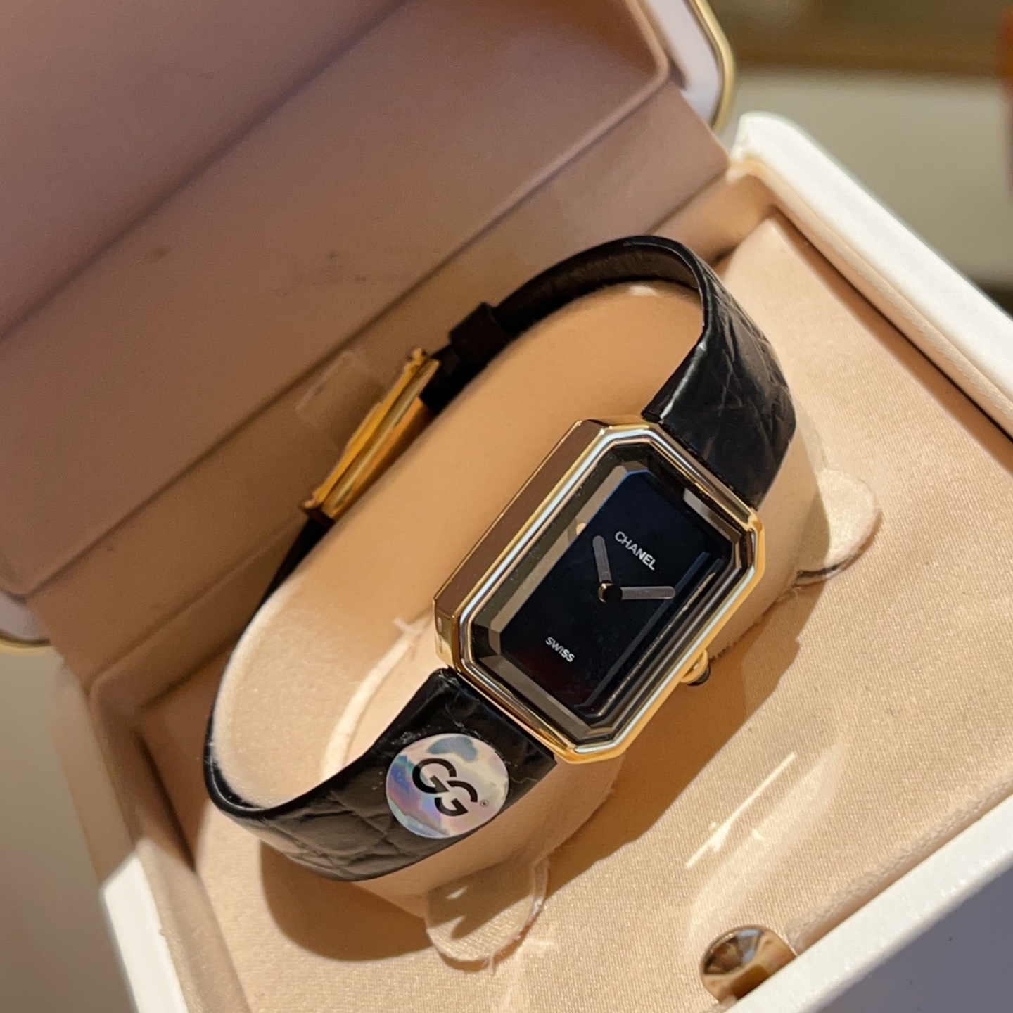 CHANEL 方鑽一比一皮革女錶 金邊設計經典優雅｜歐美奢侈品精品推薦