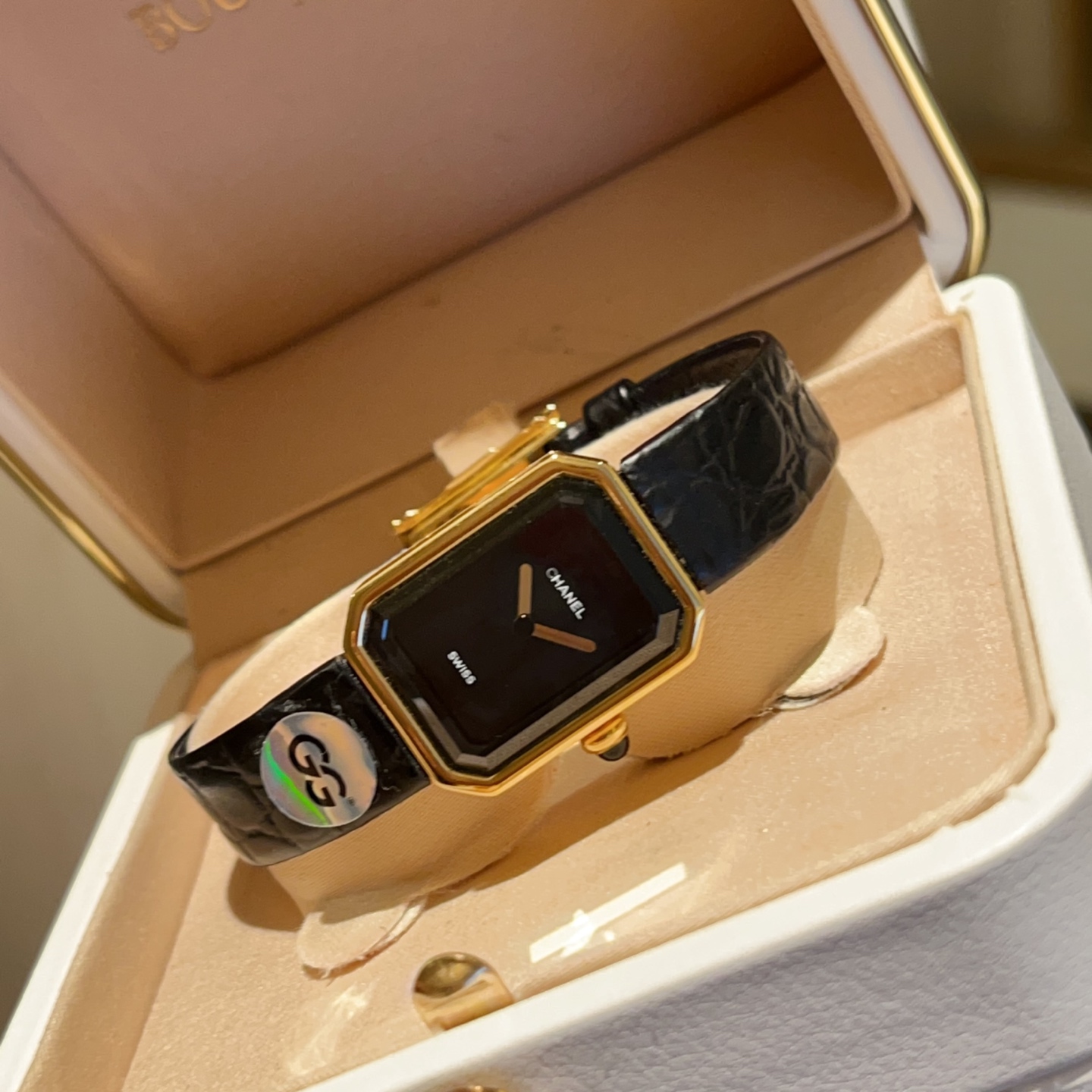 CHANEL 方鑽一比一皮革女錶 金邊設計經典優雅｜歐美奢侈品精品推薦