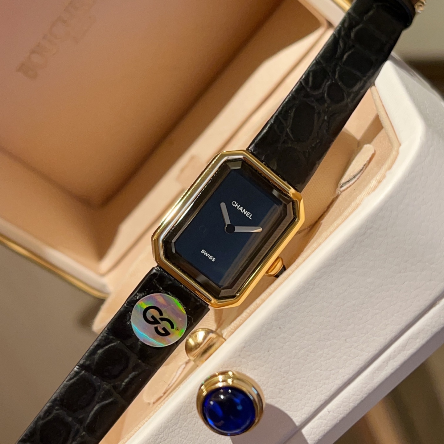 CHANEL 方鑽一比一皮革女錶 金邊設計經典優雅｜歐美奢侈品精品推薦