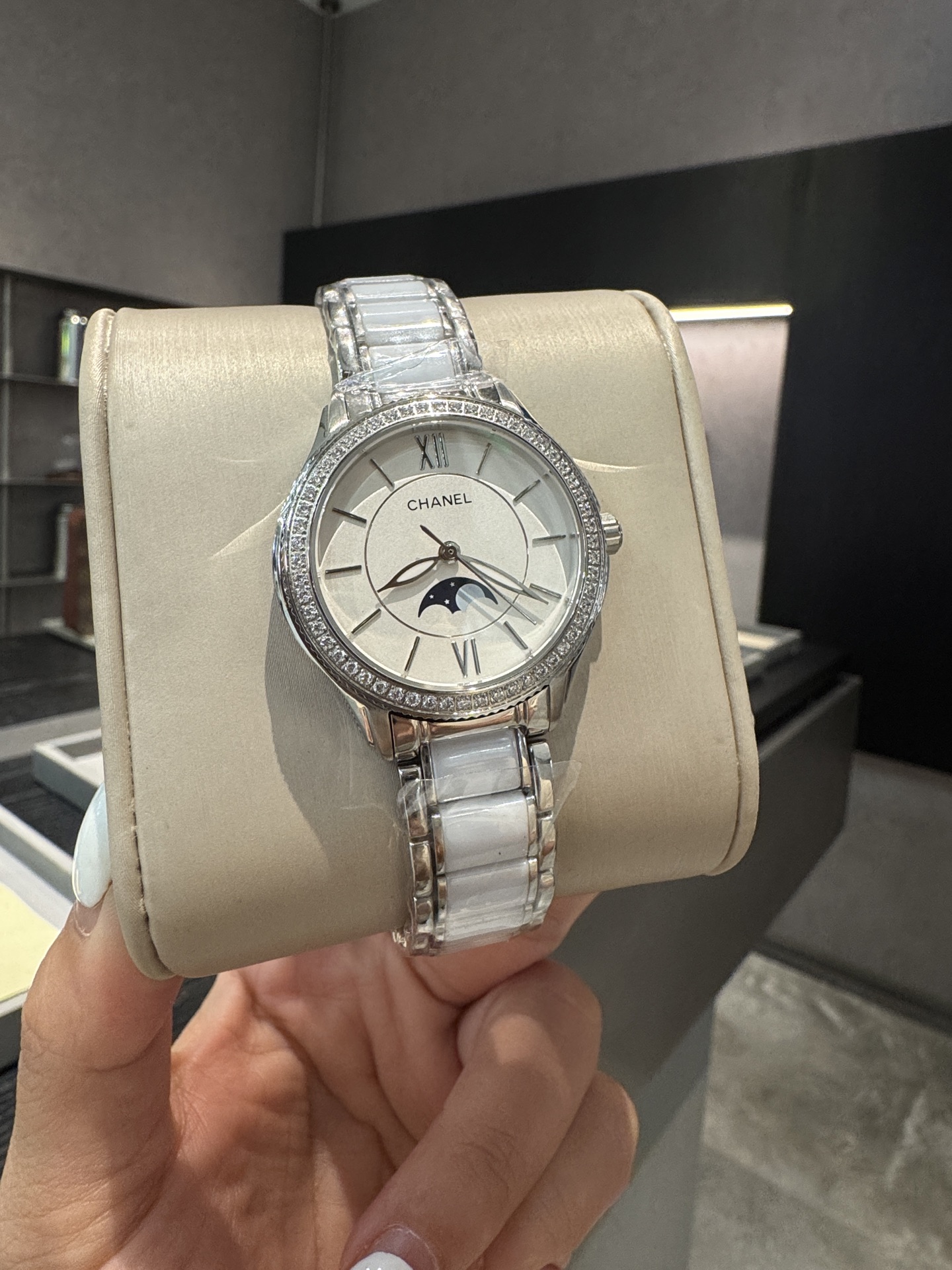 CHANEL Première 月相原單女錶 白陶瓷金邊設計