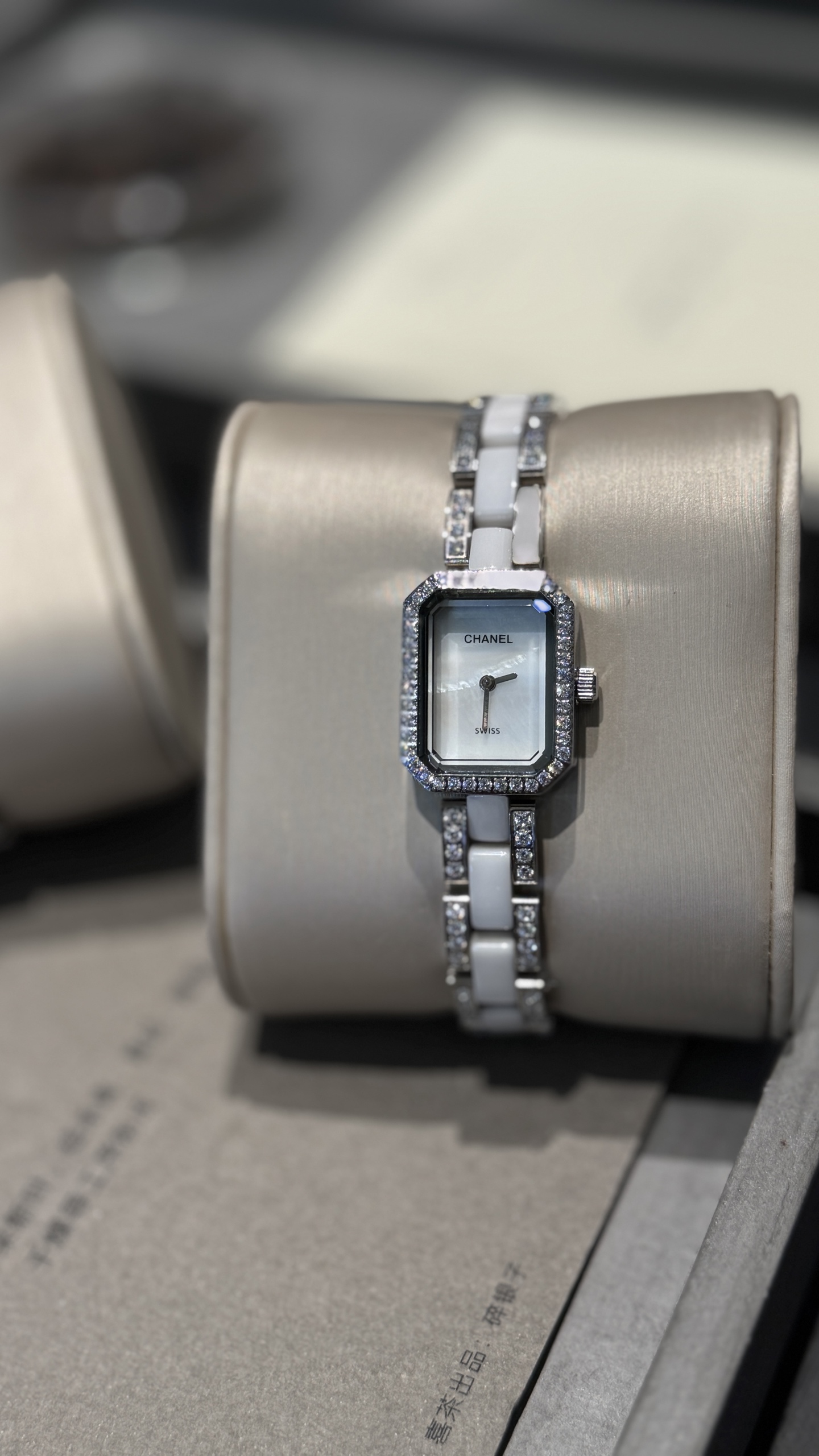 CHANEL Première 原單白陶瓷鑽圈女錶 珍珠貝面典藏款｜歐美奢侈品精品推薦