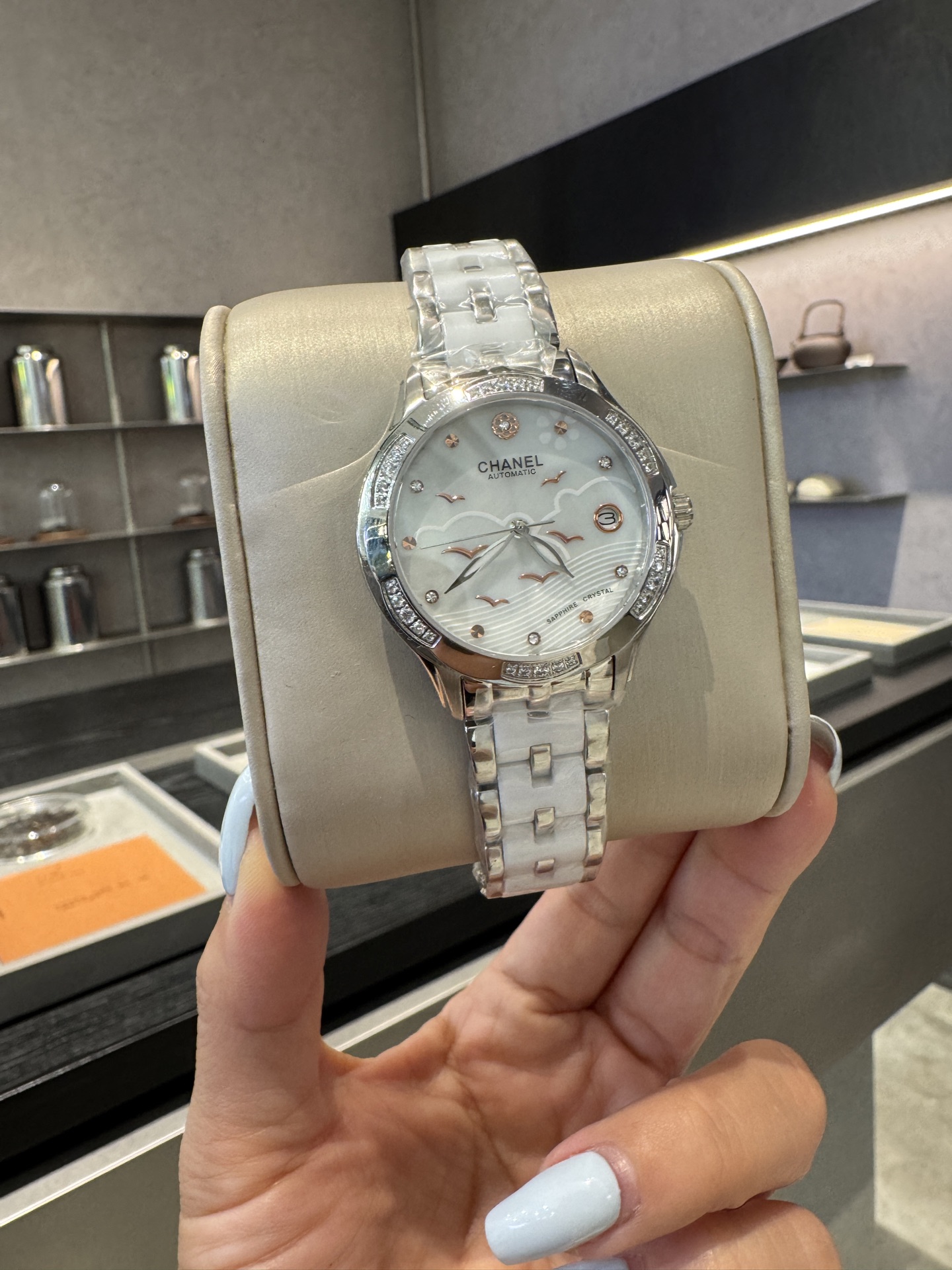CHANEL J12 原單白陶瓷女錶 月光金邊鑽圈設計｜歐美奢侈品精品推薦